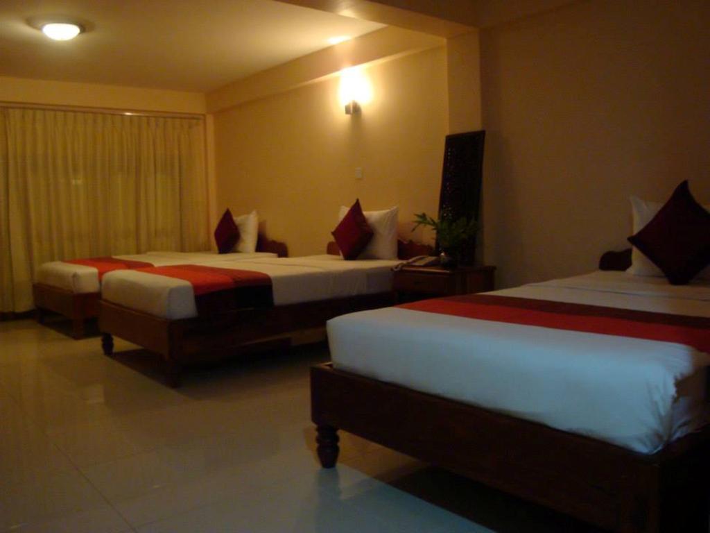 Emerald City Hotel Siem Reap Room photo